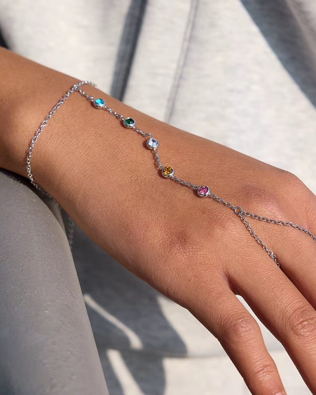 Diva Hand Chain Silver