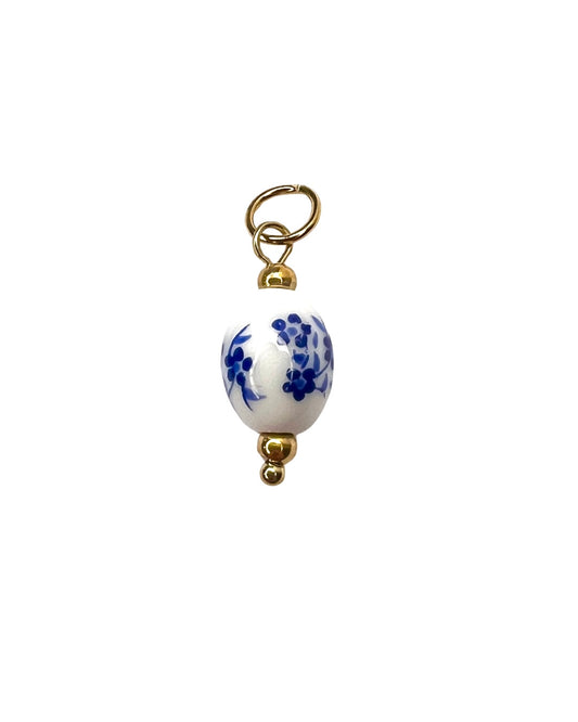 Small porcelain bead