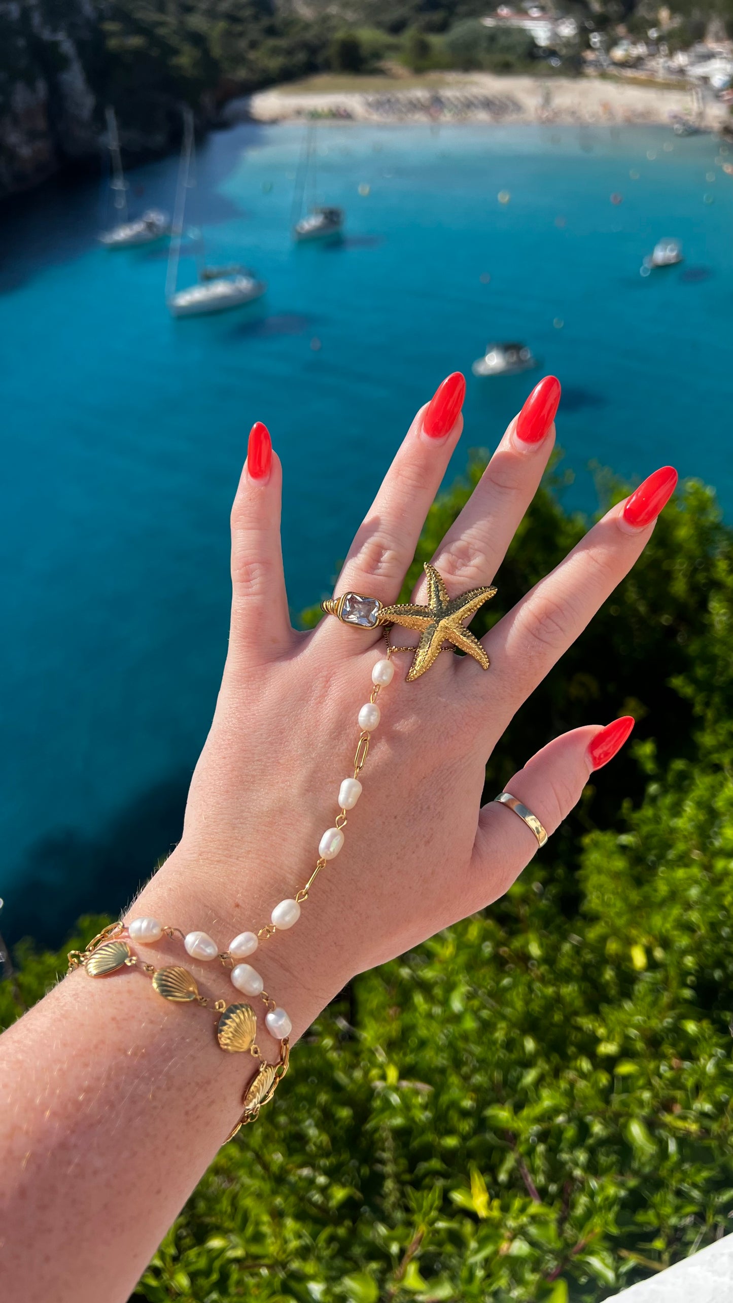 Salty Hand Chain